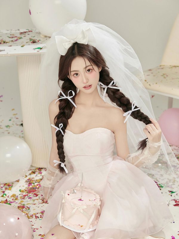 KH1027 粉色蜜语：头纱少女的生日梦境九宫格写真-窥幻映画