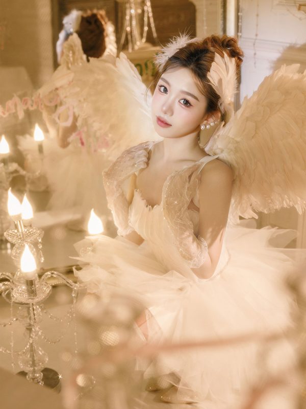 KH1029 羽翼轻舞的童话诗篇：Red系列复古天使主题梦幻写真-窥幻映画
