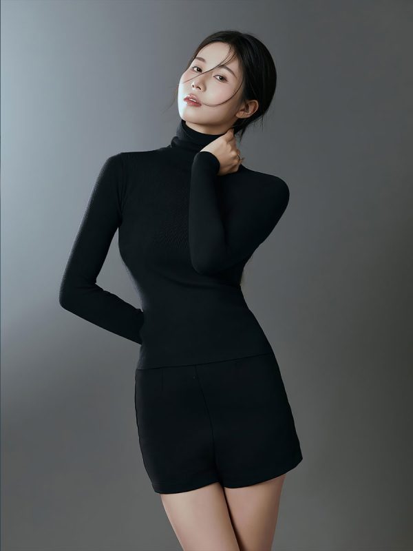 KH1042 黑白诗篇：高级感黑色系九宫格人像与极简光影-窥幻映画